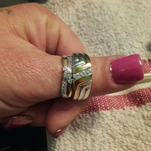 Ring set his and hers